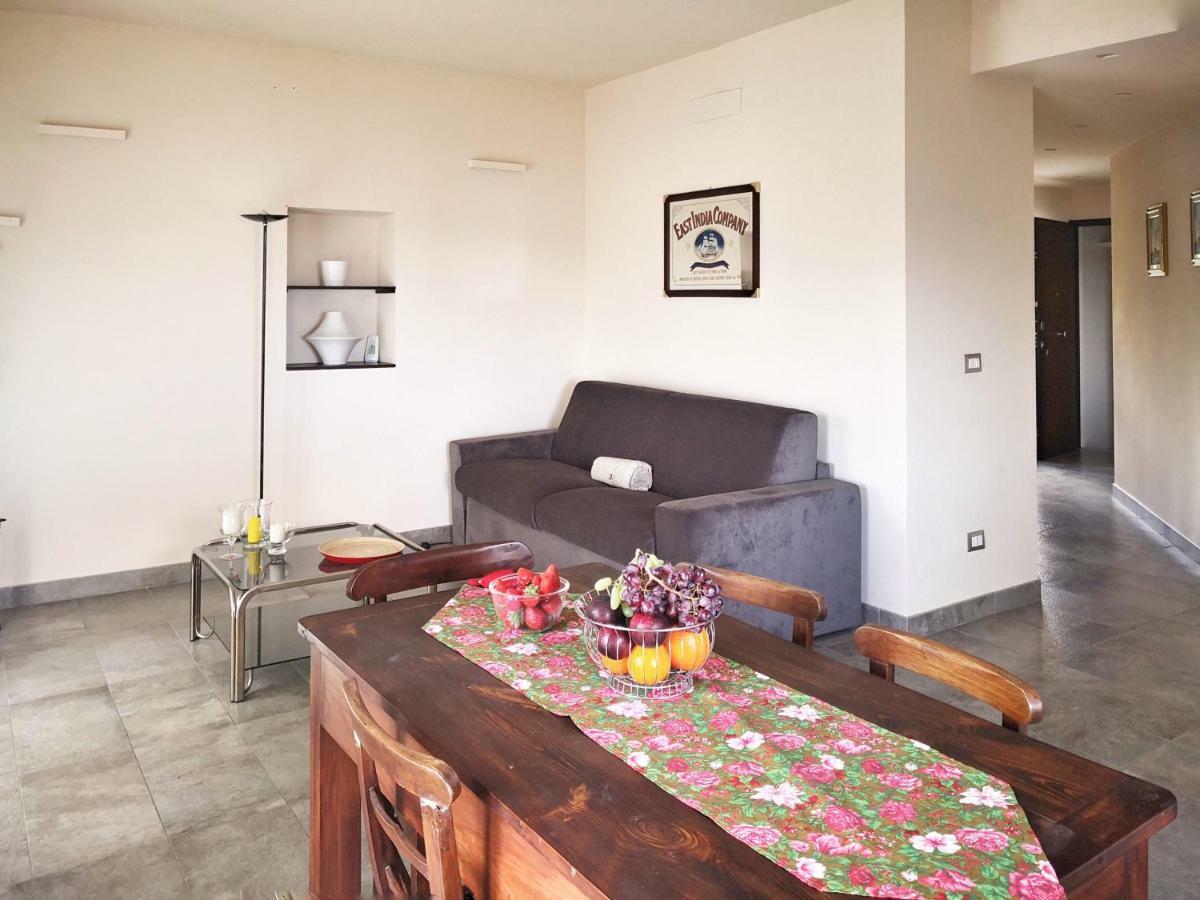 Appartamento Deluxe Con Terrazza Sul Mare Savona Luaran gambar
