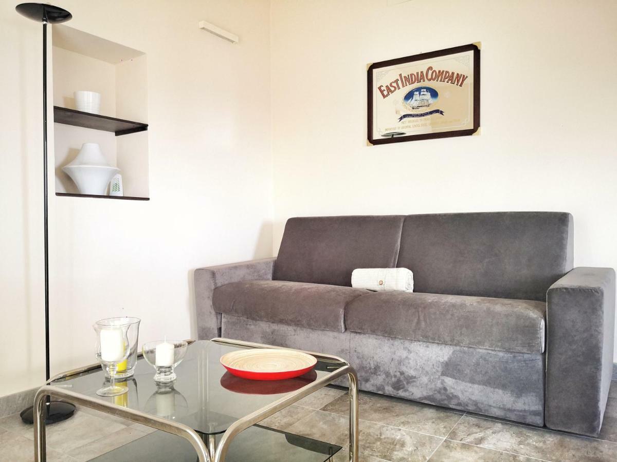 Appartamento Deluxe Con Terrazza Sul Mare Savona Luaran gambar